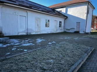 Нежилое помещение 80,7 кв.м г.Беслан, РСО-Алания.